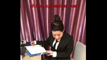 Budak Pria Karyawan yang Jadi Anjing Peliharaan Bos Wanita Cantik – Kisah Pengembaraan Xiao Gang Episode 01-1