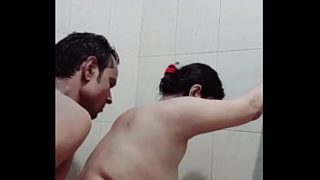 Bercinta Liar di Kamar Mandi Desi