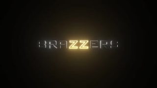 Brazzers Tergila-Gila pada Lubang Pantat Violet Myers, Masukkan Kode XVPROMO untuk Diskon Eksklusif