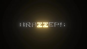 Angela White Menggoda di Brazzers – Tonton Adegan Panasnya Secara Lengkap di Situs Zzfull