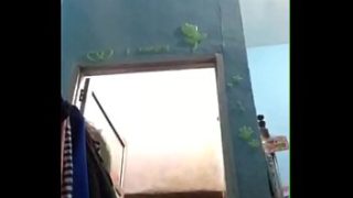 Gadis Indonesia Mandi Telanjang di Depan Webcam