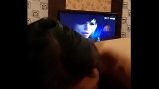 Video Mesum di Rumah, Model Indonesia Mengisap Kontol Seperti Permen!