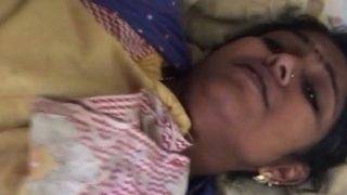 Desi gadis dusun binal dalam adegan panas