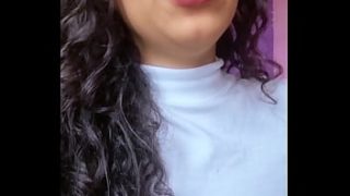 Gadis Brasil seksi dengan payudara alami memintamu untuk memuaskannya – Espuletinha