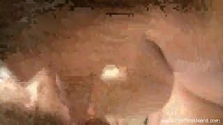 Saudara Tiri yang Ogah-Ogahan Mengocok Kontol Adiknya yang Lagi Horny