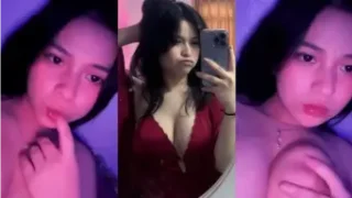 Gadis Cina ABG Cantik Pamer Tetek Sampai Viral