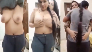 Gadis-gadis muda menikmati hubungan sesama jenis India di kamar asrama
