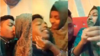 Gadis Karachi 18 tahun berciuman panas dengan kekasihnya dalam adegan dewasa Pakistan