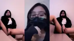 Gadis Tiktok Heboh Masturbasi di Tangga Apartemen