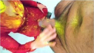 Pasangan mesum bercinta liar di tengah keriuhan Holi
