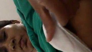 Tante Desi Nakal Pamer Tubuh Telanjang Menggoda