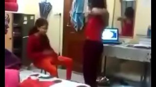 Ngewe Seru di Asrama: Kisah Panas Mahasiswa India