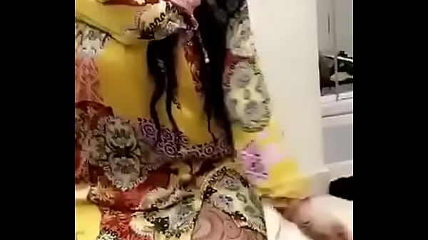 Desi 2: Nafsu yang Tak Terkendali