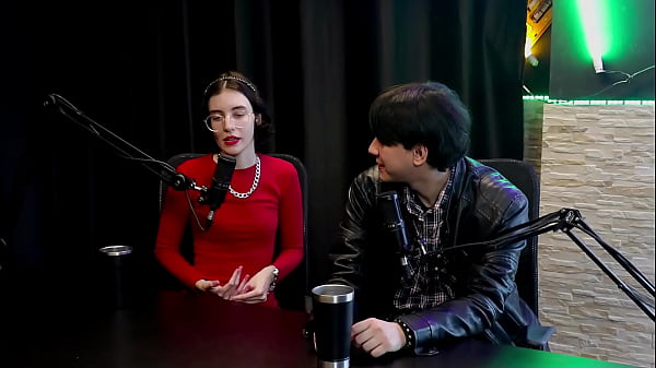 Curtia se exibir bem novinha, a pandemia empurrou mulheres pro pornô, ela contou pra mãe, e quando vendeu o primeiro nude… – Yastrixx & Dixon (ASSISTA EM: SHEER/RED)