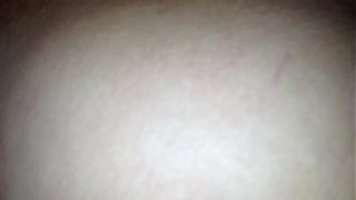 Vagina Tionghoa diperbesar hingga detail intimnya terlihat jelas
