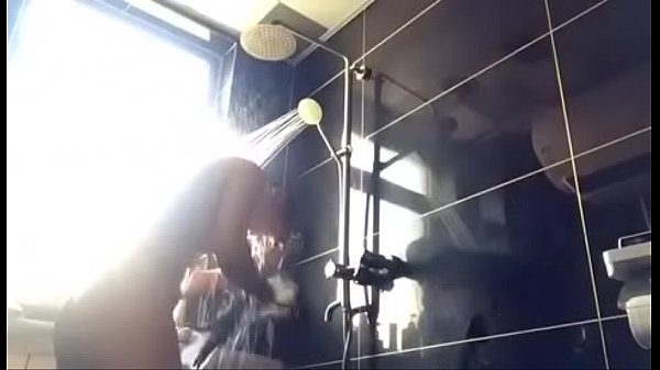 Gadis Salju Panas di Ranjang Chat