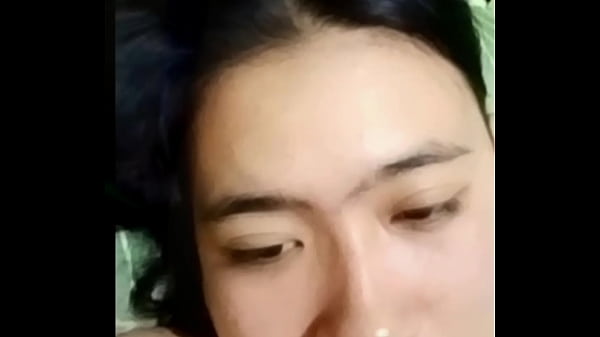Goyang Ranjang dengan Pasangan Gelap