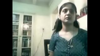 Gadis hamil India bercinta panas di depan kamera web