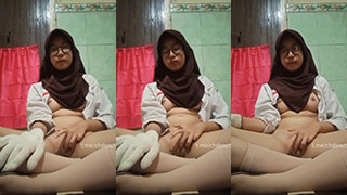 Yuva SMA Bergaya BDSM dengan Seragam Sekolah, Gesekan Sensual hingga Climax yang Membara