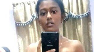 Gadis Tamil Menggesek Memeknya di Foto MMS