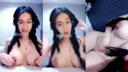 Remasan Goyang Payudara Montok Awcece