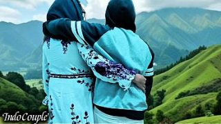 Istri berjilbab nakal menggila, melahap sperma kekasih gelap saat suami asyik berlibur di Bali bersama wanita lain.