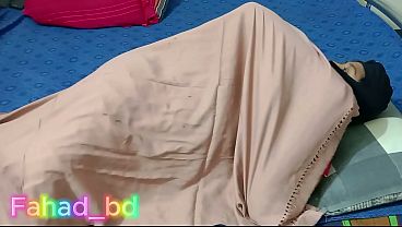 Desi Kakak Gituin Adik Tiri yang Hot – Part 1
