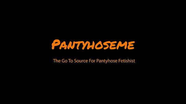 Ashley Seksi Bergaulan Mesra dengan Kakak Tiri dalam Pantyhose Mengkilap