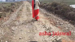 गांव की अकेली आंटी को पटाकर पहली बार जंगली तरीके से चोदा