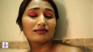 Gadis Seksi India Bercinta di Kamar Mandi – Video Mesra Bocor