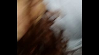 Novinha loirinha dando gostoso e indo com tudo