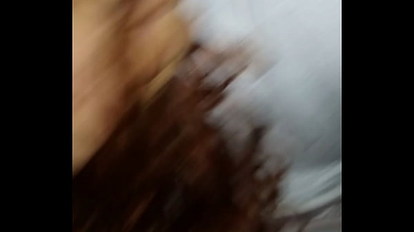 Novinha loirinha dando gostoso e indo com tudo
