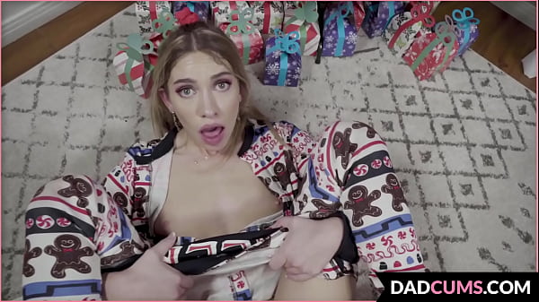 Gadis Mungil Meminta Kunci Mobil pada Ayah Tirinya yang Berakhir Basah – Khloe Kapri, Donnie Rock