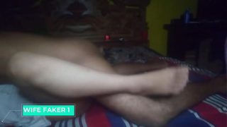 Gadis-Gadis Desi yang Menggairahkan