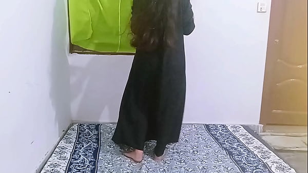 Bidadari Berjilbab Ferzana, Istri Muda India yang Menggairahkan dan Nakal