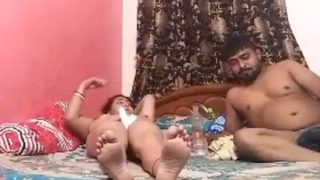 Pasangan panas Bengali bercinta dengan liar