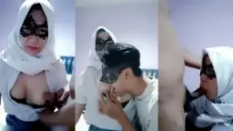 Siswi Berjilbab Putih Mesum di Aplikasi Bling2