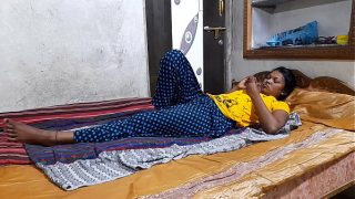 Pasangan Tamil India 18 Tahun Ngentot dengan Guru Seks Kurus yang Ganas Kasih Cinta ke Pacar – Full Hindi
