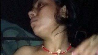 Bhojpuri hot cewek nungging sambil nunggangin kontol