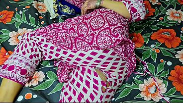 Ibu tiri celana sobek, anak tiri ngegas sampai pantat bulat basah kuyup