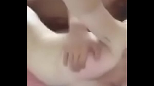 Pasangan Asia Cina bergairah dalam momen bercinta yang panas