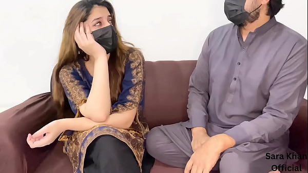 Rahasiain, Ya? Aku Goda Temen Anak Tiriku (Hindi Audio)