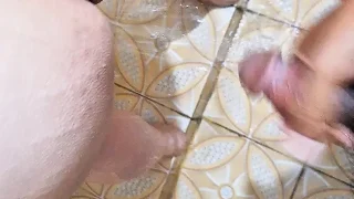 Basah Ngintip Kakak Ipar Mandi Pasrah Di Entot