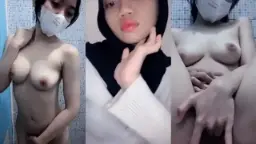 Rarah si hijab montok, toket gede colmek sampe muncrat.