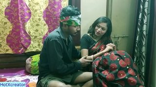 Indian bhabhi baru yang hot, main seru sama adik suami! Suara Hindi jelas bikin makin greget.