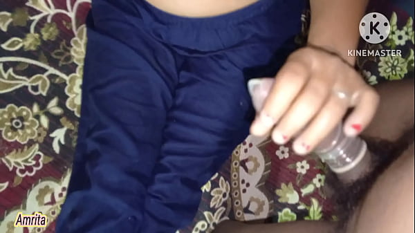 Tidur bareng kakak tiri, nikmatin satu ranjang