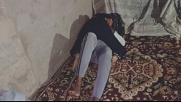 Abis dikasih minyak, kakak ipar desi India digebukin adik ipar sampai merem melek
