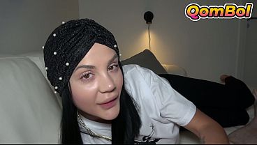 Ngencrotin Elnaz, Cewek Hijab Turki yang Jadi Adik Tiri, Main Seru Banget