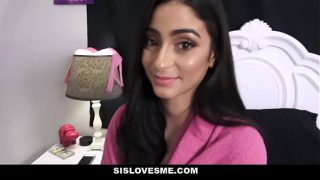 SisLovesMe – Ngentot Bareng Kakak Tiri (Jasmine Vega) Disogok Biar Ngewe