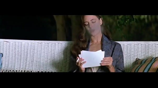 Patricia Healy, si seksi China Moon yang bikin malam 1994 makin panas.